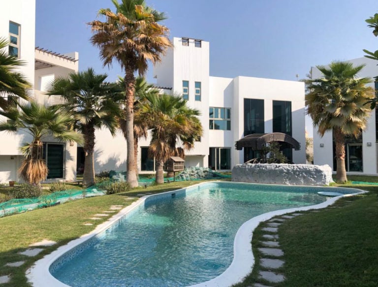 House me Luxury Villa for Rent in Hamala