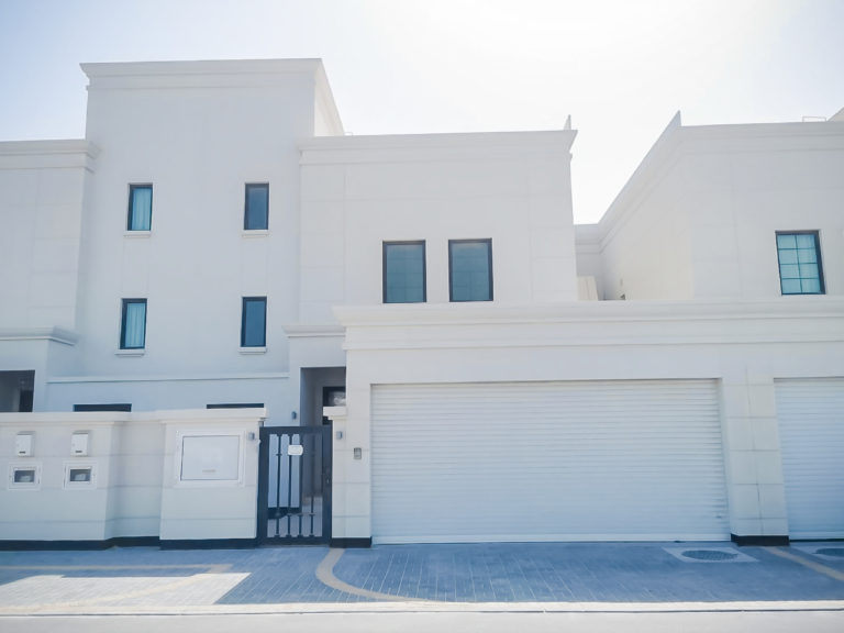 House me villa for sale in diyar al muharraq