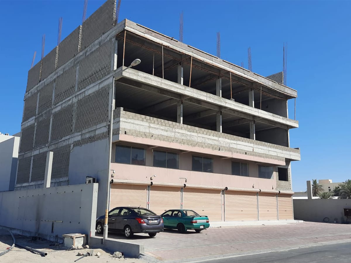 Commercial building for sale in eker