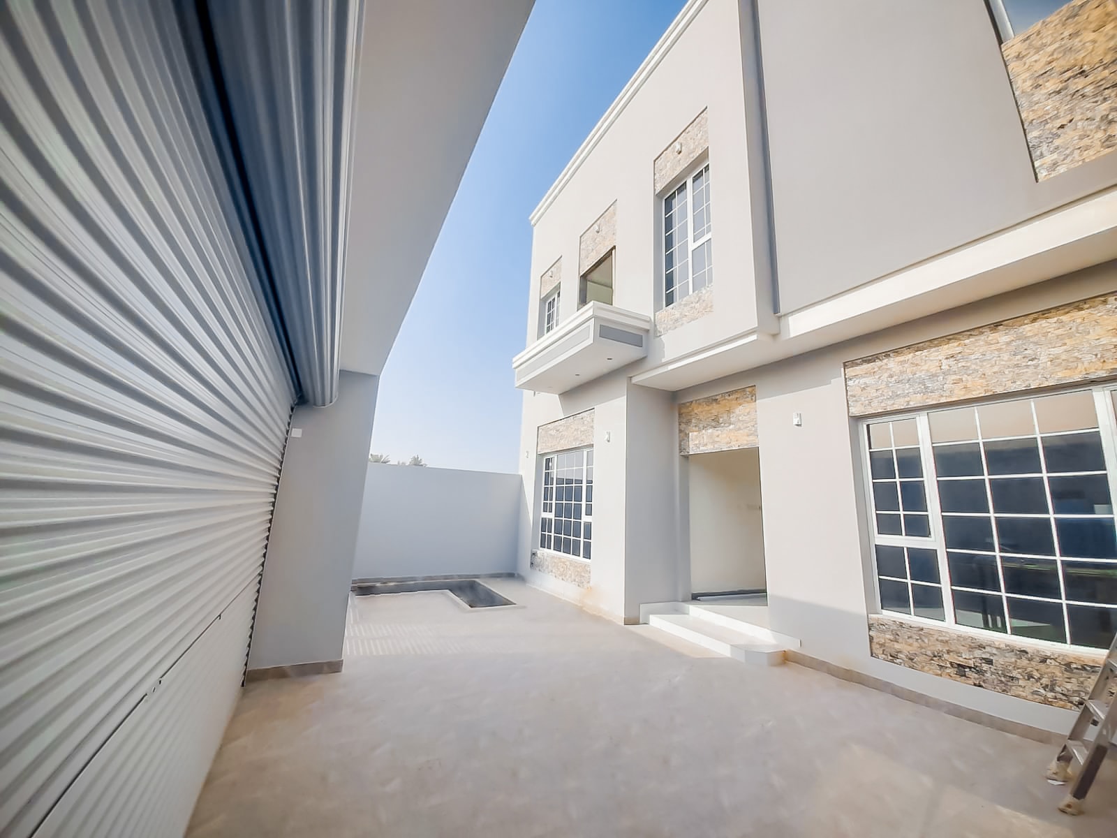 Bright 4BR Villa for Sale in Arad residential area in dubai.