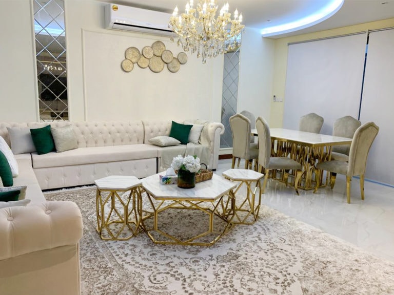 Luxury Villa in Al Shurooq for Sale | House me