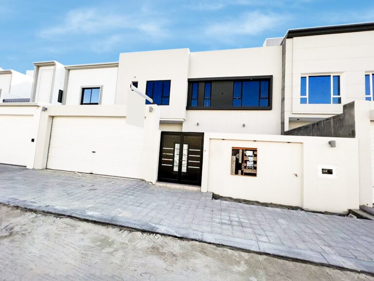 Luxurious Villa for Sale in Bani Jamra | House me