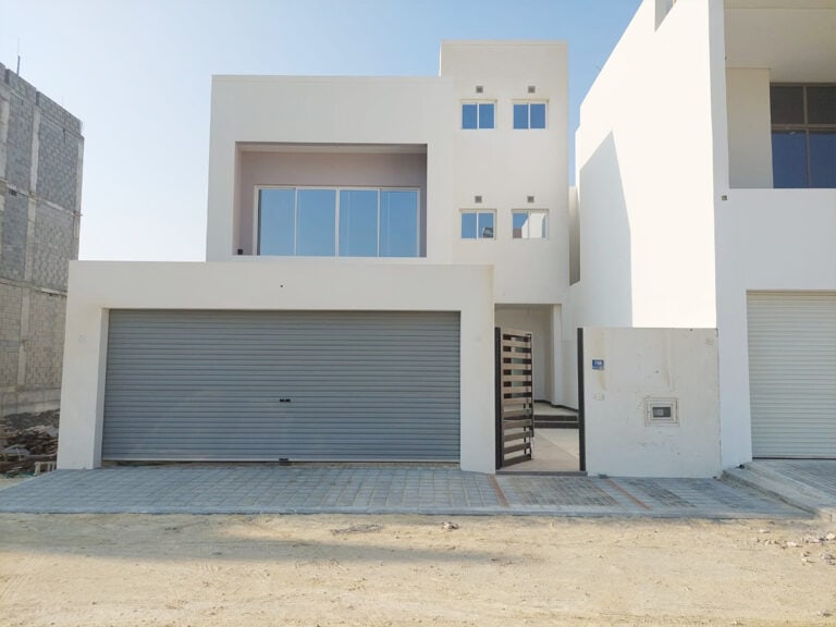 Villa for Sale in Durrat Al Muharraq