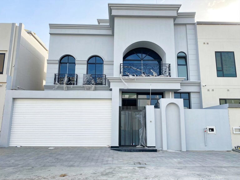 Luxury 3 Bedrooms Villa For Sale in Bani Jamra