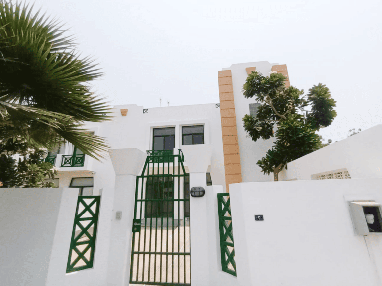 Commercial Villa for Rent in Adliya at Prime Location