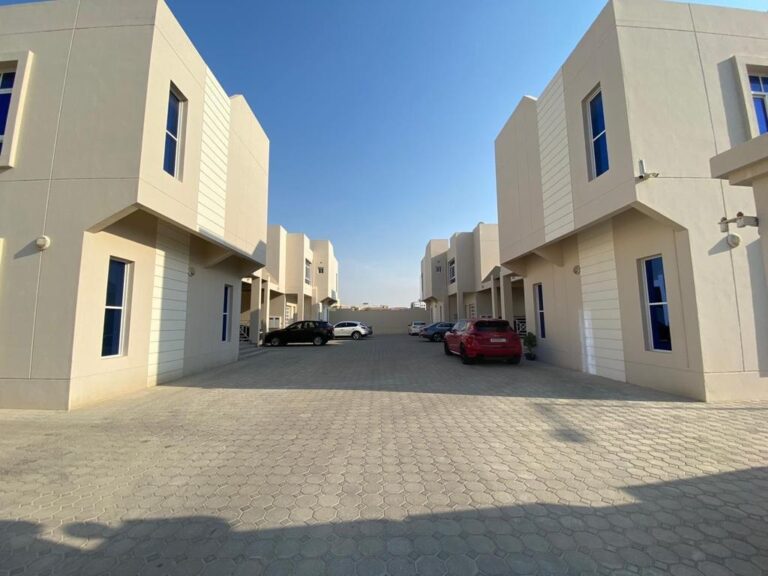 Compound for Sale in Aali | Prime Location