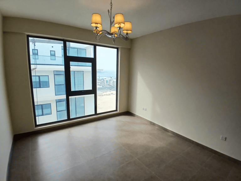 Luxury apartment for rent in Amwaj area | Game Room