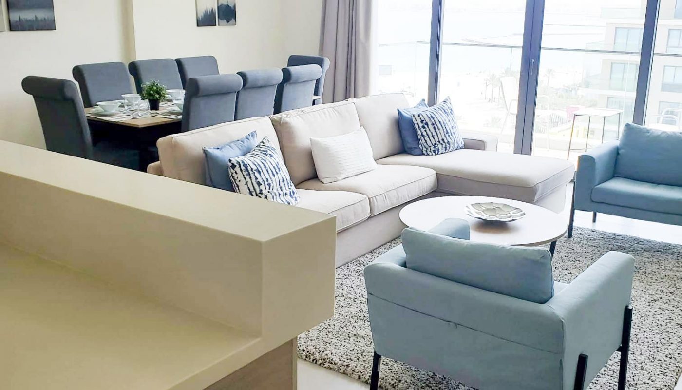 Apartment with a breathtaking ocean view in Marassi available for rent.