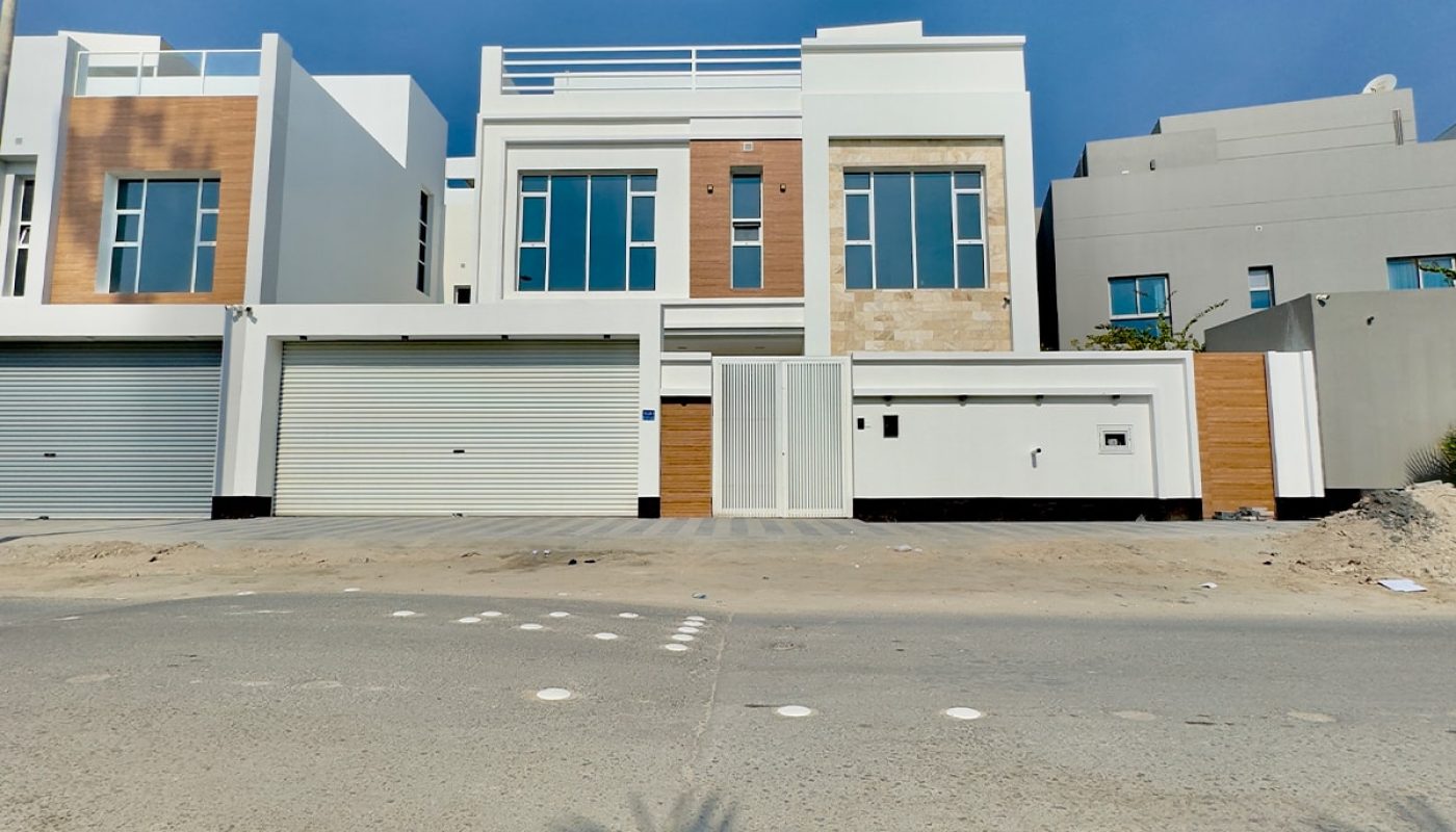 Luxury Villa For Sale in Saar Area ..