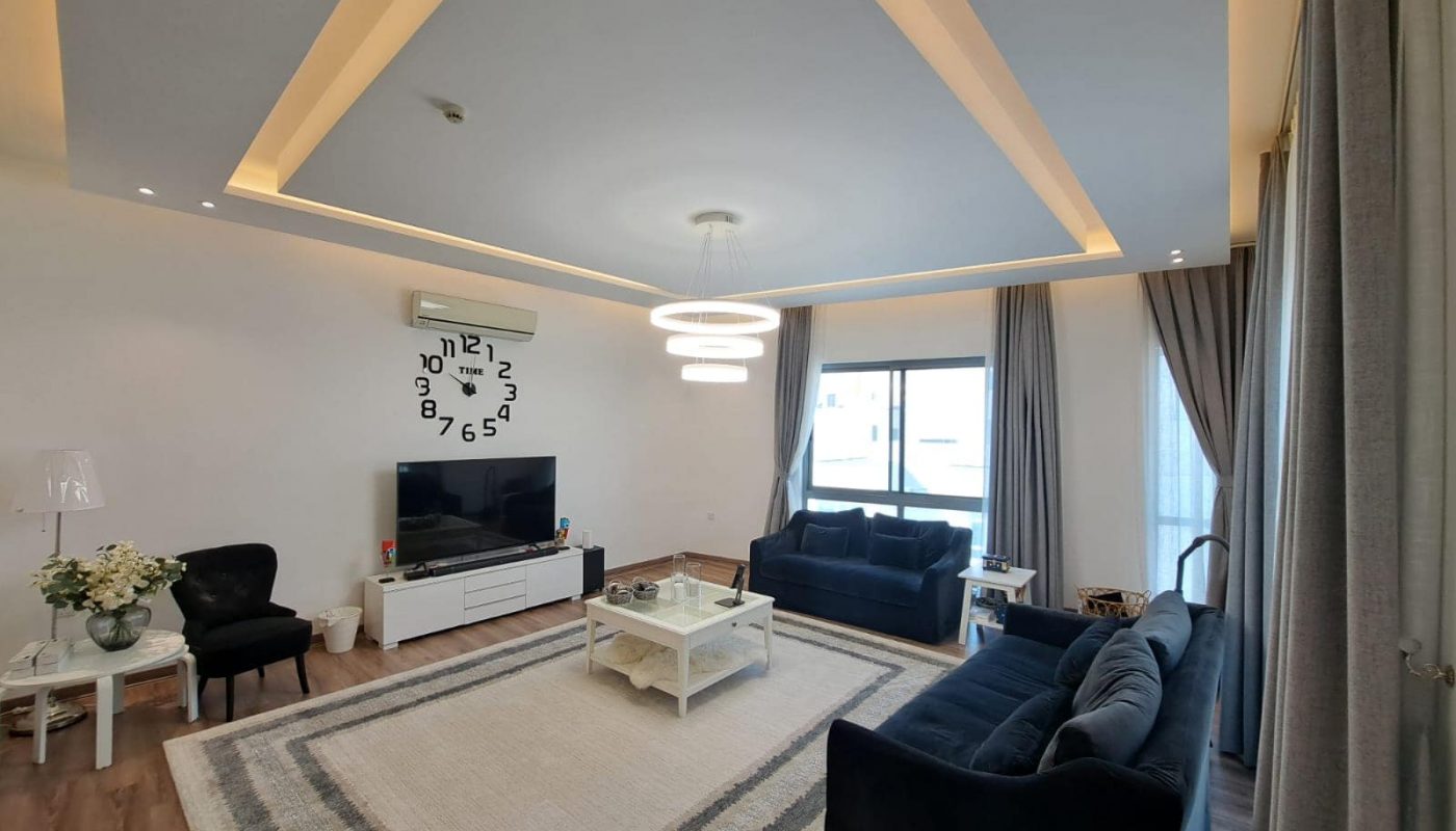 Luxury Apartment for Sale in Al Janabiya - 3 Bedrooms