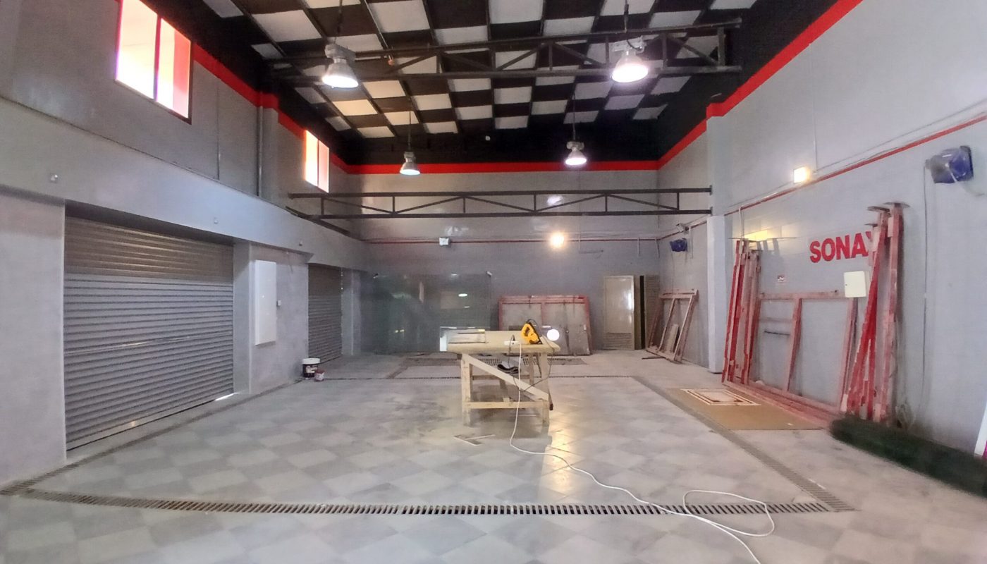 A well maintained semi fitted shop for Rent in Sanad | suitable for retail businesses