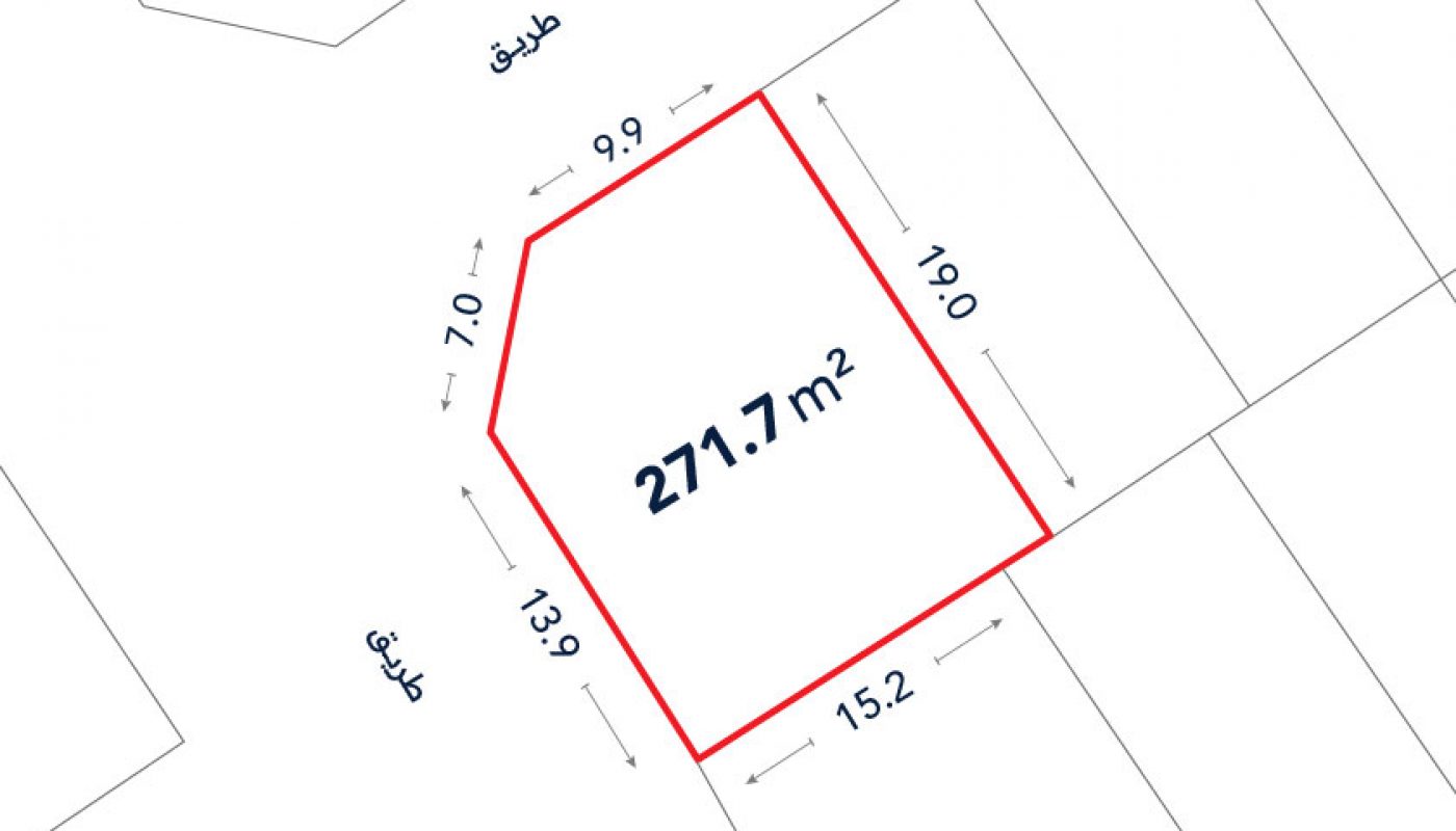 A plot map shows a 271.7 m² land parcel outlined in red with side lengths labeled: 9.9, 7.0, 13.9, 15.2, and 19.0 meters. Two roads are adjacent.