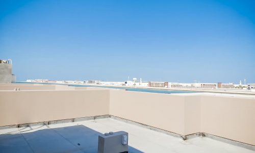 Stunning 3BR Villa with a balcony and ocean view in Durrat Al Muharraq Area.