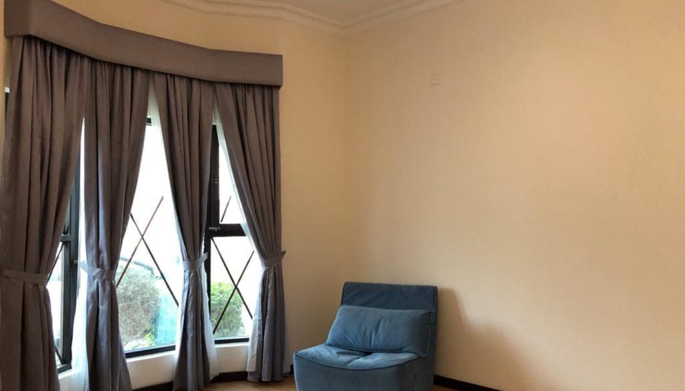 4fe87d1f-5657-4676-986d-2c232661caf9