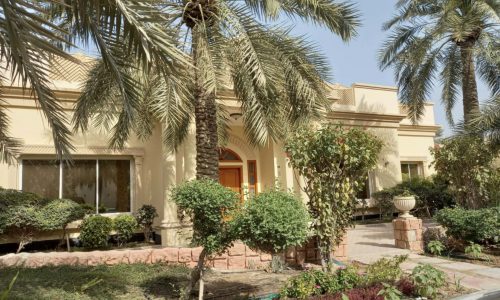 House me Luxury Villa for Rent in Janabiyah