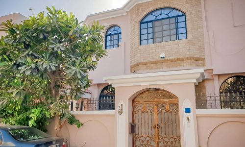 House me 6BR villa for Sale in sanad