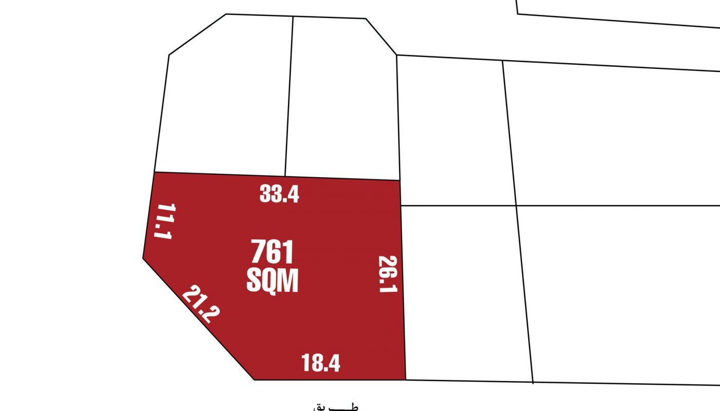 A plot of land labeled 761 SQM is highlighted in red, with side lengths 33.4, 26.1, 18.4, 21.2, and 11.1 units; a road is marked at the bottom.