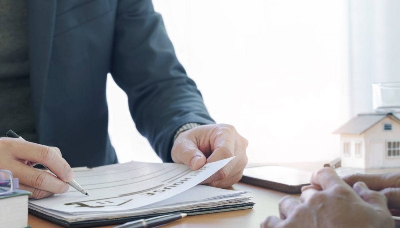 أشياء يجب أن تسألها الوكيل العقاري