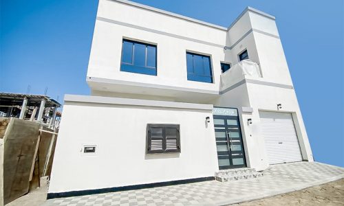 Outstanding Luxury Villa for Sale in Maqabah 