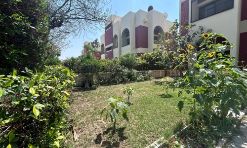 SF 4 Bedrooms Villa for Rent in Saar | Tennis Court