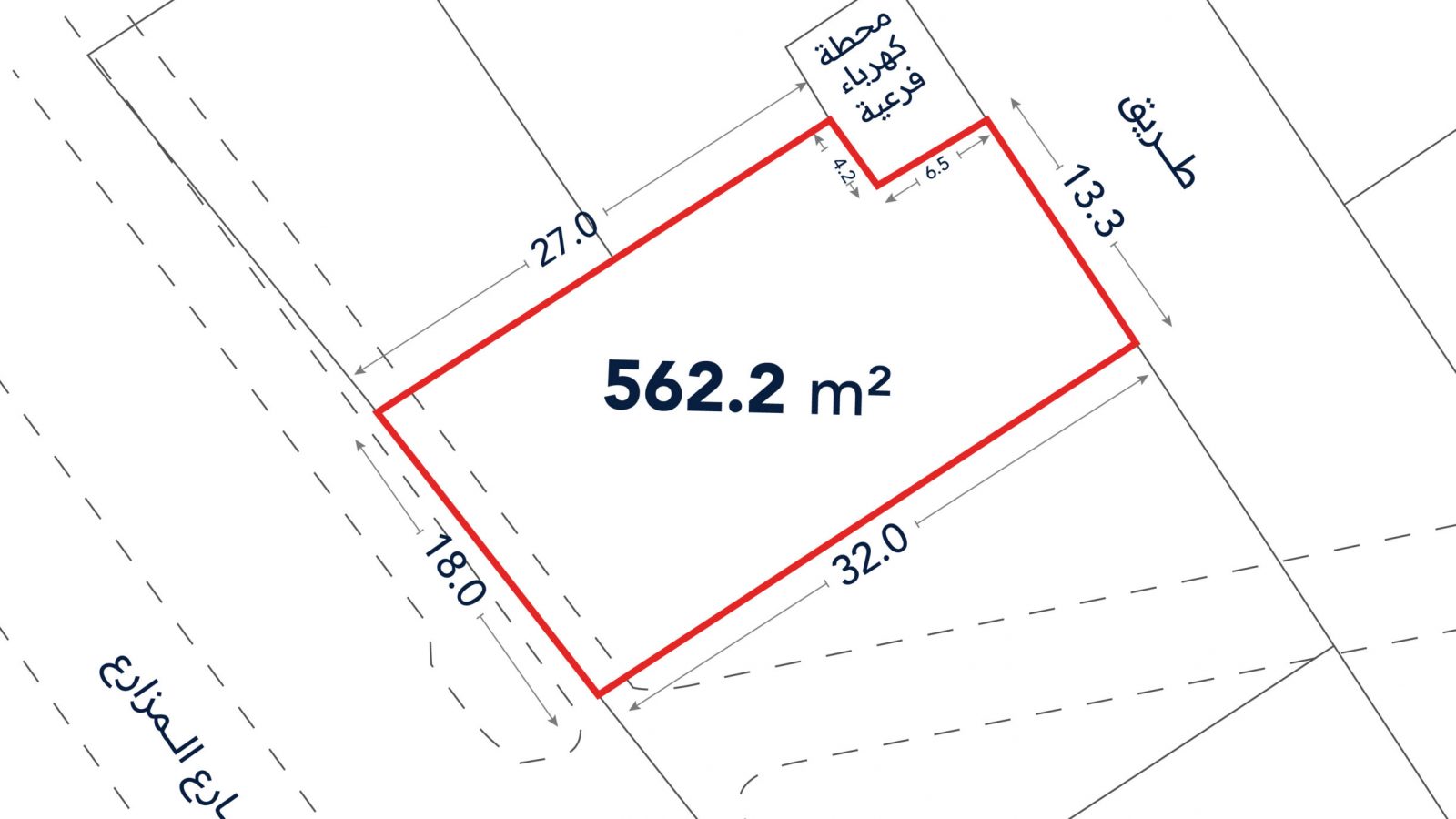 A rectangular land plot outlined in red, labeled 562.2 m², with surrounding street names and measurements in meters along each side.